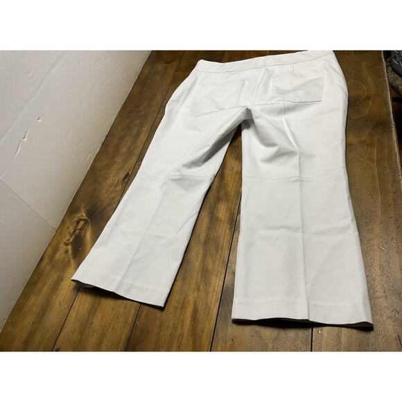 Spanx On The Go Kick Flare Cropped Pants Size 1X White Womens Pull On Stretch - Picture 3 of 10